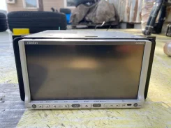 Clarion MAX685 ����