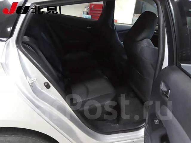 Toyota Prius. ��������, 4wd, 1.8, ������, 1����. ��, �/�. ��� ����� �� ������������ ����