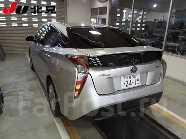 Toyota Prius. ��������, 4wd, 1.8, ������, 1����. ��, �/�. ��� ����� �� ������������ ����