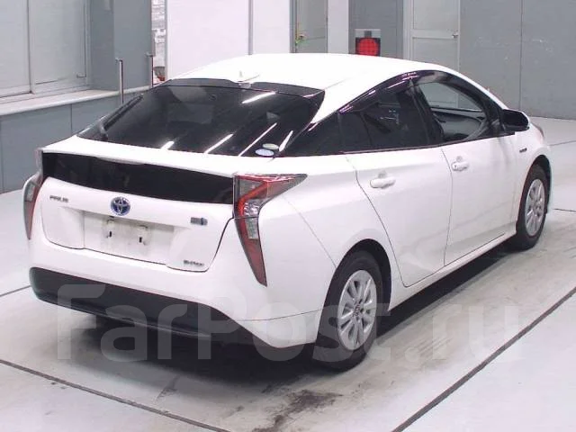 Toyota Prius. ��������, 4wd, 1.8, ������, 1����. ��, �/�. ��� ����� �� ������������ ����