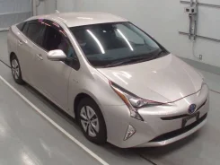 Toyota Prius. ��������, 4wd, 1.8, ������, 1����. ��, �/�. ��� ����� �� ������������ ����