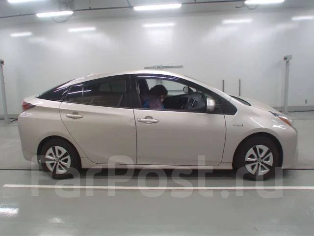 Toyota Prius. ��������, 4wd, 1.8, ������, 1����. ��, �/�. ��� ����� �� ������������ ����