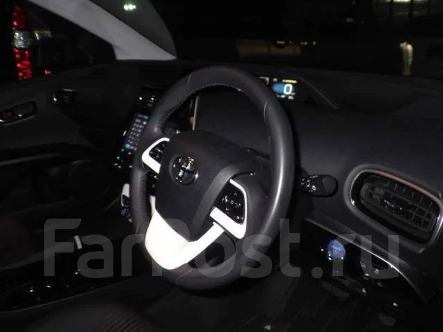 Toyota Prius. ��������, 4wd, 1.8, ������, 1����. ��, �/�. ��� ����� �� ������������ ����
