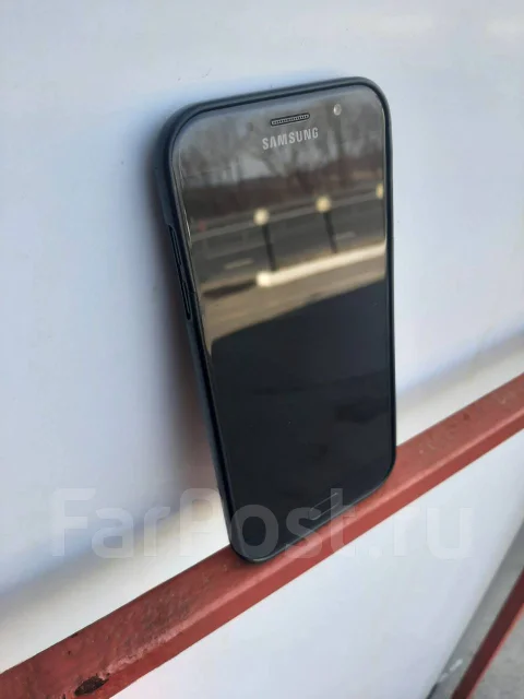 Samsung Galaxy A7 2017. �/�, ������, 4G LTE, Dual-SIM, ����������, NFC ����