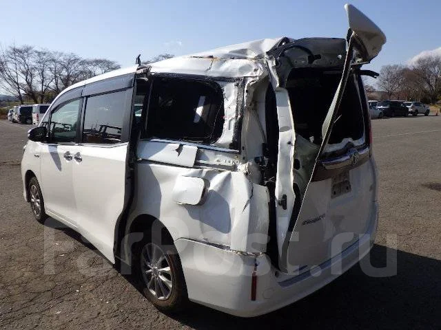 Toyota Esquire. ZWR80G ����