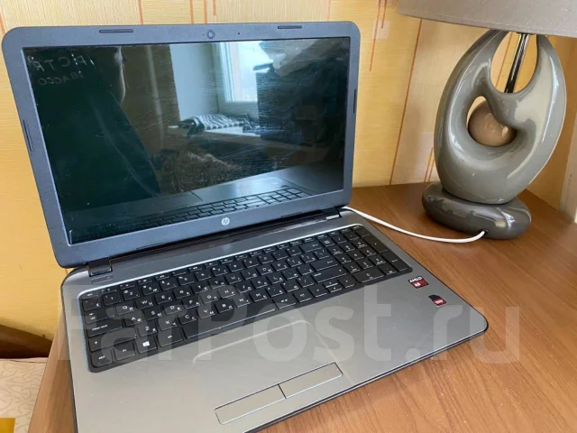 HP 15-g213ur. 15.6", 2����, ��� 8 ��, ���� 1 000���, WiFi: 1, Bluetooth: 1 ����