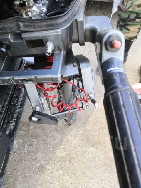 Лодочный мотор 6