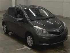 Toyota Vitz. ��������, 4wd, 1.3, ������, 1����. ��, �/�. ��� ����� �� ������������ ����