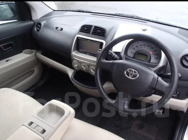 Toyota Passo. KGC10, MR18 ����