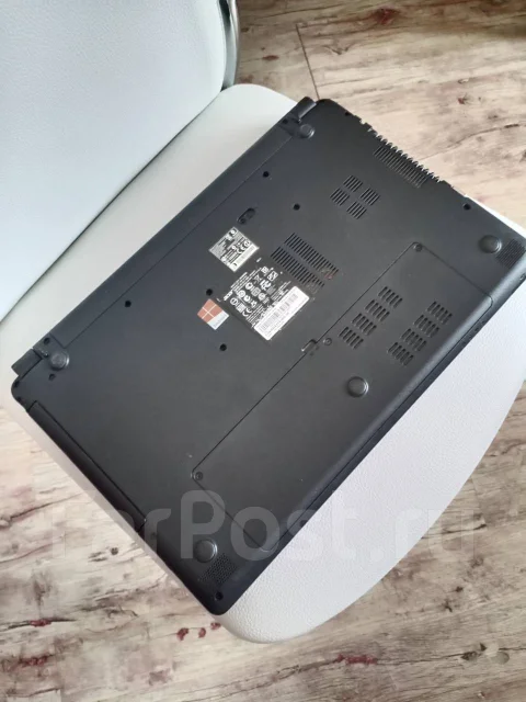 Acer Aspire E1-522. 15.6", 1,5����, ��� 8 ��, ���� 240���, WiFi: 1, Bluetooth: 1, ����������� �� 4��. ����