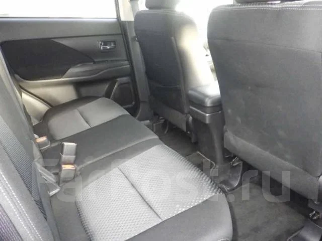Mitsubishi Outlander. �������, ��������, 2.0 (150��.�.), ������, 18 000����. ��, �/�. ��� ����� �� ������������ ����