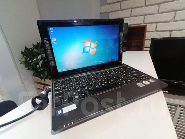 Lenovo IdeaPad S10-3. WiFi: 1 ����