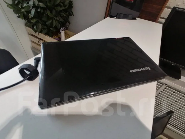 Lenovo IdeaPad S10-3. WiFi: 1 ����