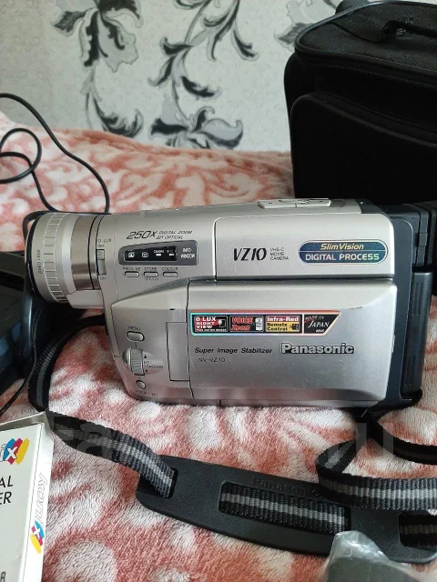 Panasonic NV-VZ10 ����