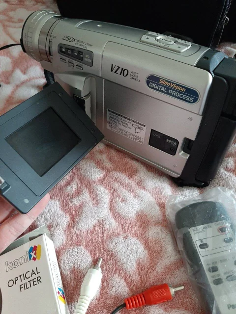 Panasonic NV-VZ10 ����