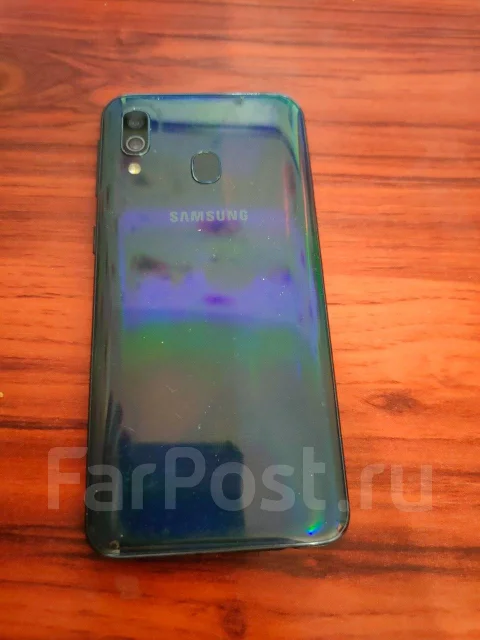 Samsung Galaxy A40. �/� ����