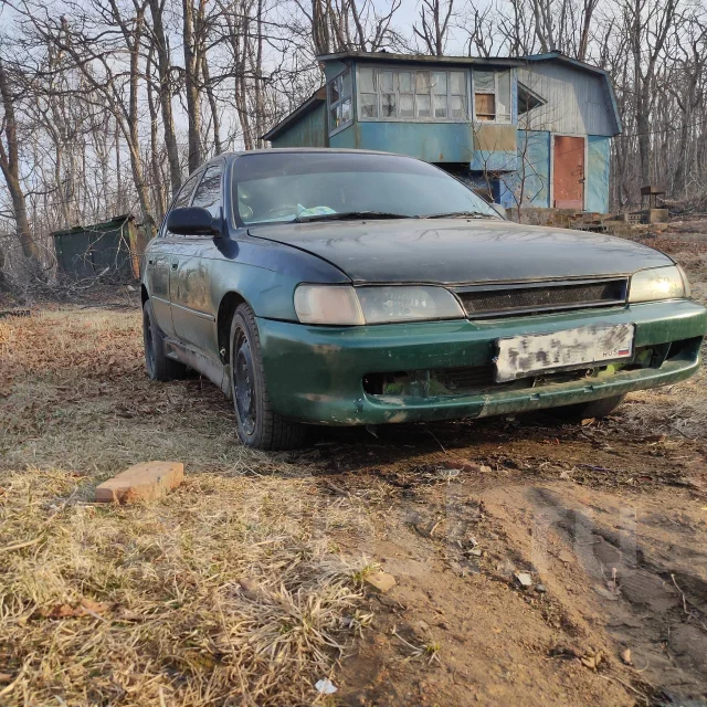 Toyota Corolla. ��������, ��������, 1.3 (97��.�.), ������, 99 999 999 999 999����. �� ����