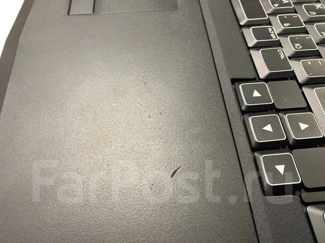 Dell Alienware M17x. 17", 2,4����, ��� 4 ��, ���� 256���, WiFi: 1, Bluetooth: 1 ����