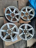 Urban Racing. 7.5x17", 6x139.7, ET25 ����