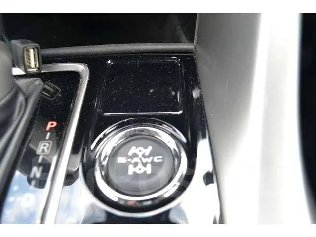 Mitsubishi Eclipse Cross. �������, 4wd, ������, 28 000����. ��, �/�. ��� ����� �� ������������ ����