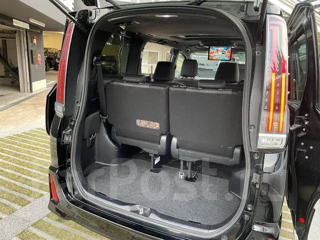 Toyota Noah. �������, ��������, ������, 32 000����. ��, �/�. ��� ����� �� ������������ ����