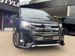 Toyota Noah. �������, ��������, ������, 32 000����. ��, �/�. ��� ����� �� ������������ ����