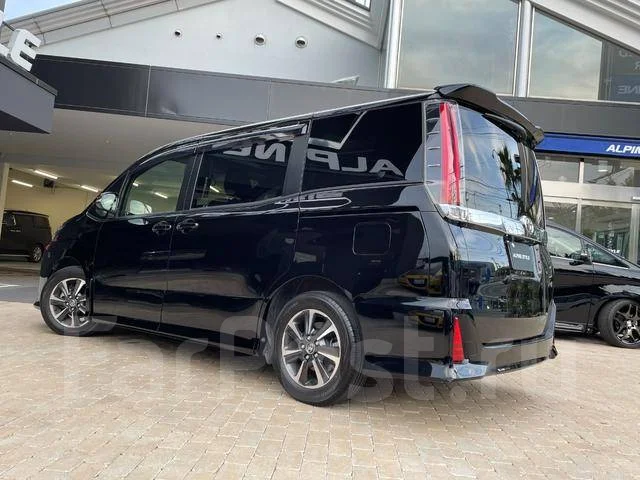 Toyota Noah. �������, ��������, ������, 32 000����. ��, �/�. ��� ����� �� ������������ ����