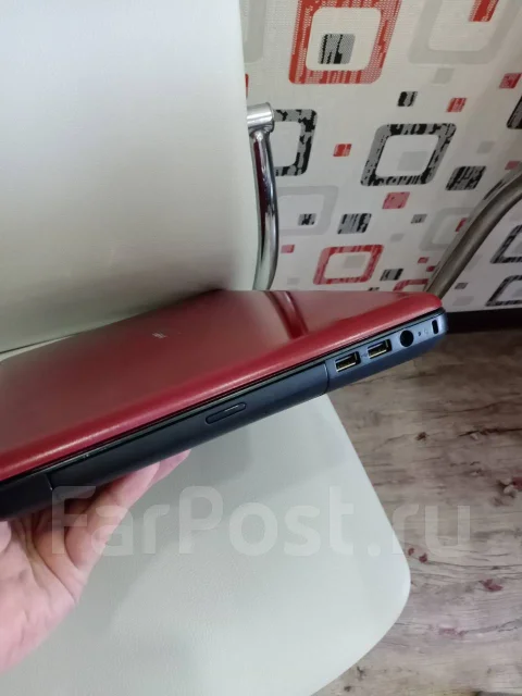 HP 635. 15.6", 1,7����, ��� 4 ��, ���� 300���, WiFi: 1, Bluetooth: 1, ����������� �� 1��. ����