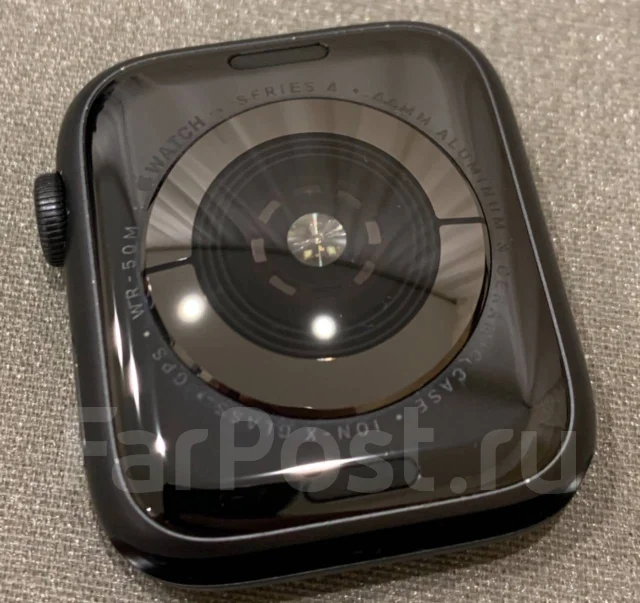 Apple Watch Series 4. GPS, IP68 ����