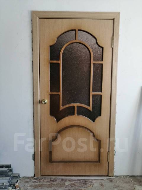 Установка межкомнатных дверей, врезка замков, отделка откосов, плотник ...