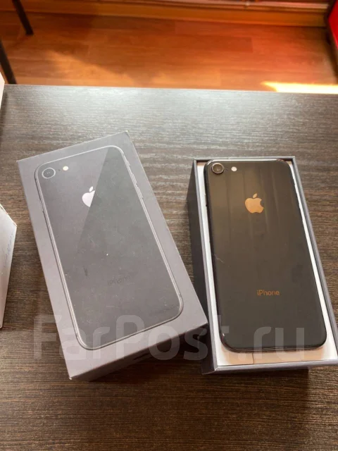 Apple iPhone 8. �/�, ������, 4G LTE ����