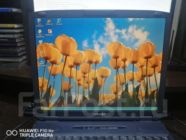 Toshiba Satellite. 497����, ��� 256 �� � ������, ���� 9���, ����������� �� 1��. ����