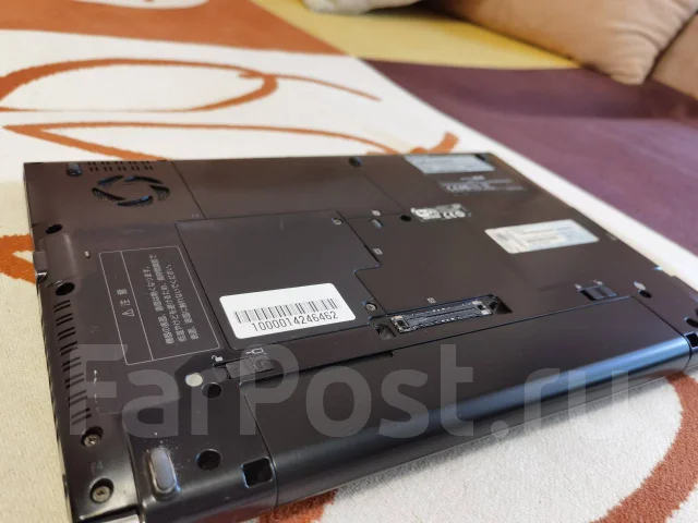Toshiba Portege. 13.3", 3,2����, ��� 6 ��, ���� 250���, WiFi: 1, Bluetooth: 1, ����������� �� 5��. ����