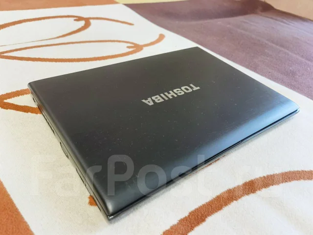 Toshiba Portege. 13.3", 3,2����, ��� 6 ��, ���� 250���, WiFi: 1, Bluetooth: 1, ����������� �� 5��. ����