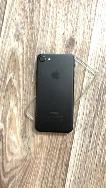 Apple iPhone 7. �/�, ������, 3G, 4G LTE, NFC ����