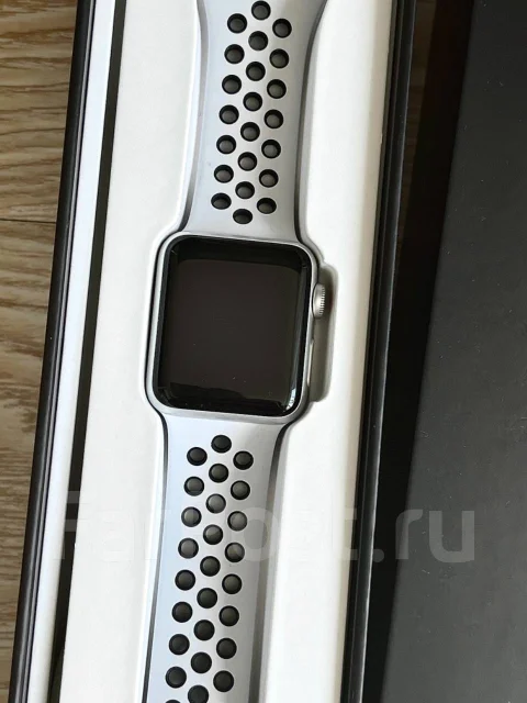 Apple Watch Series 3 Nike+. GPS ����