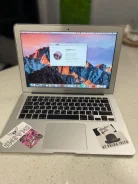 Apple MacBook Air 13 2011 Mid. 13", 1,8����, ��� 4 ��, ���� 251���, WiFi, Bluetooth, ����������� �� 4��. ����