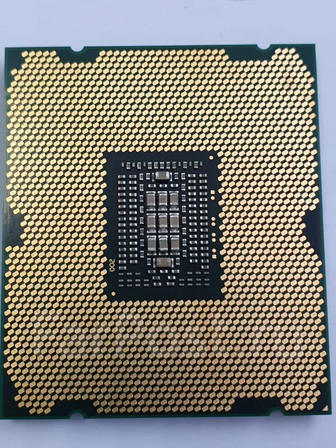 Intel Xeon E5-2620 ����