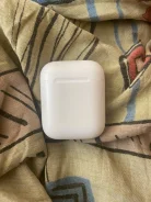Apple AirPods ����