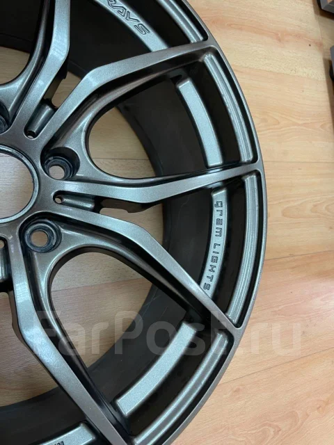 RAYS Gram Lights 57FXX. 8.0x19", 5x100, ET45 ����
