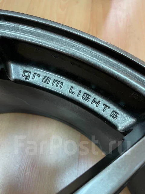 RAYS Gram Lights 57FXX. 8.0x19", 5x100, ET45 ����