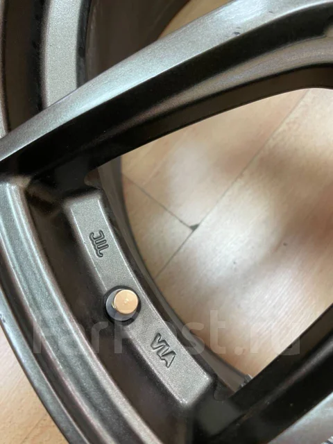 RAYS Gram Lights 57FXX. 8.0x19", 5x100, ET45 ����