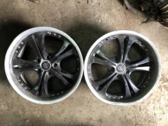 Weds Kranze Cerberus3. 8.0x18", ET25 ����