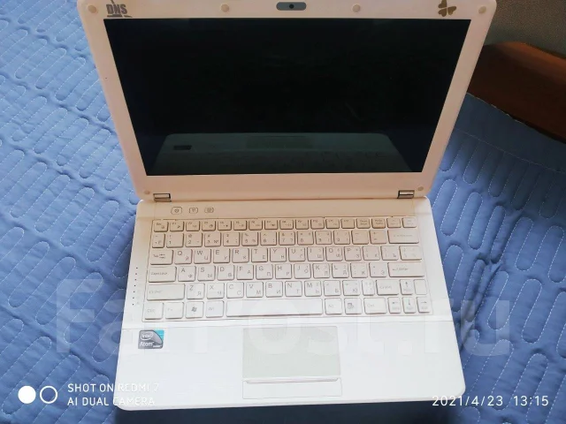 DNS. 11.6", 1 860����, ��� 4 ��, ���� 120���, WiFi: 1, Bluetooth: 1, ����������� �� 2��. ����