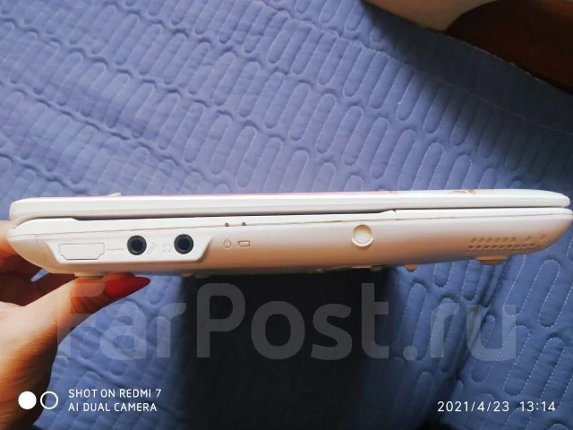 DNS. 11.6", 1 860����, ��� 4 ��, ���� 120���, WiFi: 1, Bluetooth: 1, ����������� �� 2��. ����