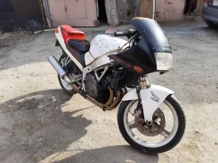 Honda CBR 250R ����
