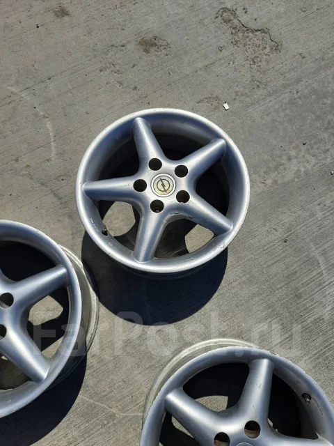 OZ Racing Opera Evo. 6.5x15", 5x110 ����