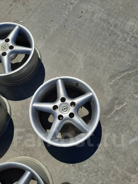 OZ Racing Opera Evo. 6.5x15", 5x110 ����