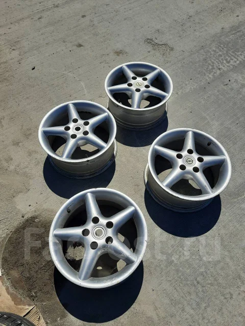 OZ Racing Opera Evo. 6.5x15", 5x110 ����