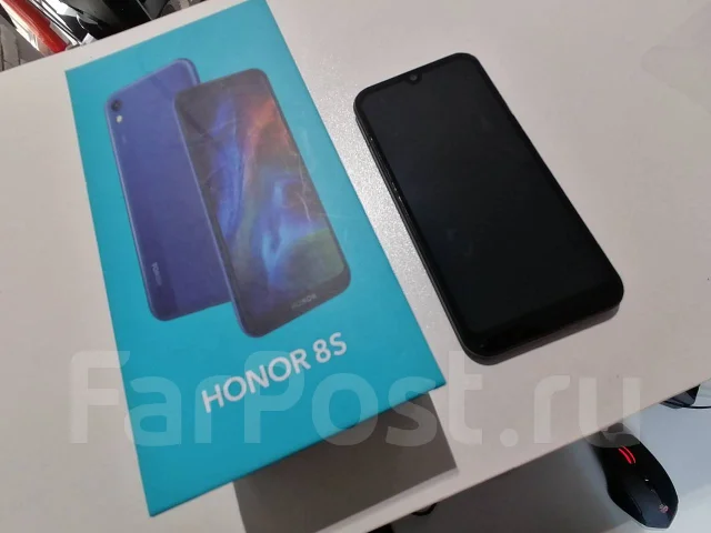 Honor 8S. �/� ����